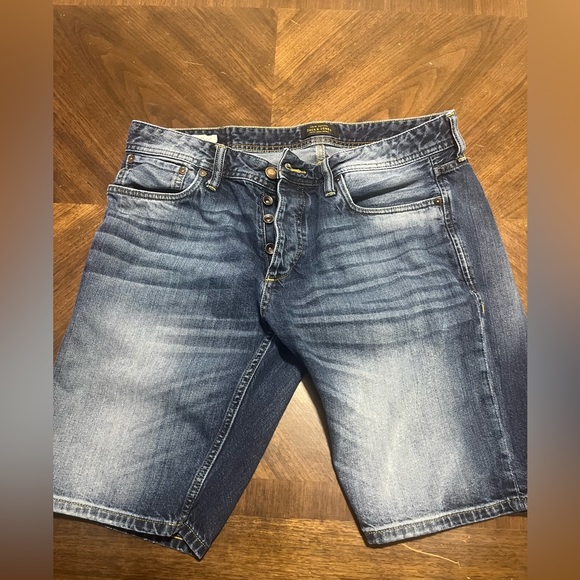 Jack & Jones Jean Shorts - Picture 2 of 3